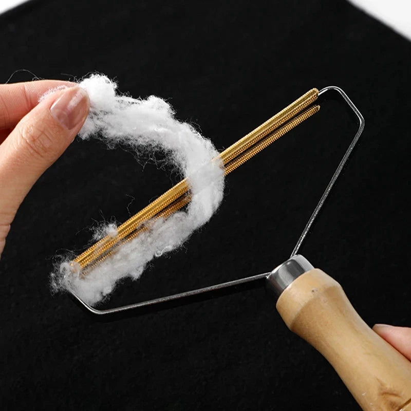 Ultimate Portable Lint Remover & Pet Hair Brush - Effortless Cleaning for Clothes, Sofas & Fabrics!